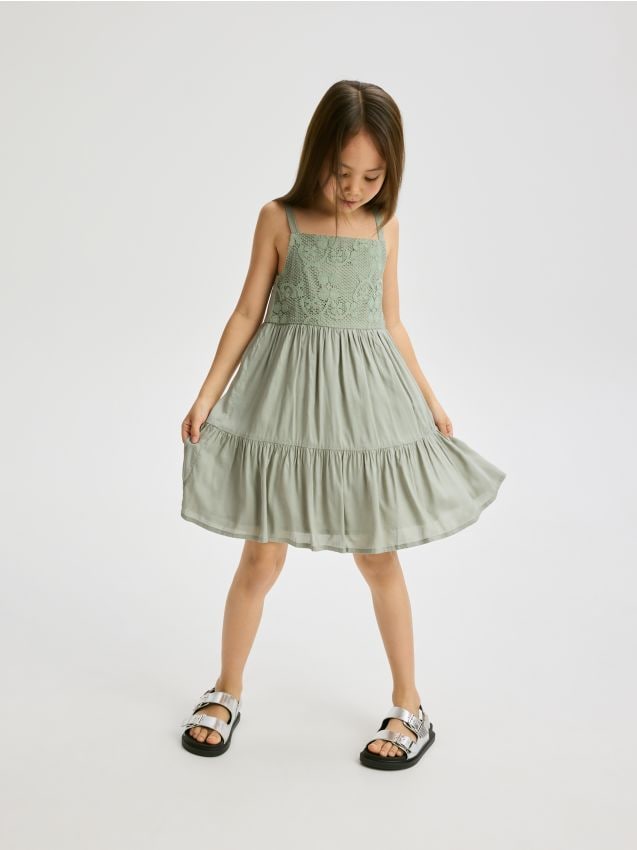 Reserved - Rochie midi din viscoză - verde-oliv deschis
