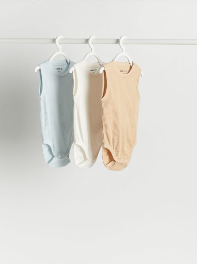 Reserved - set de 3 body-uri din tricot striat - crem