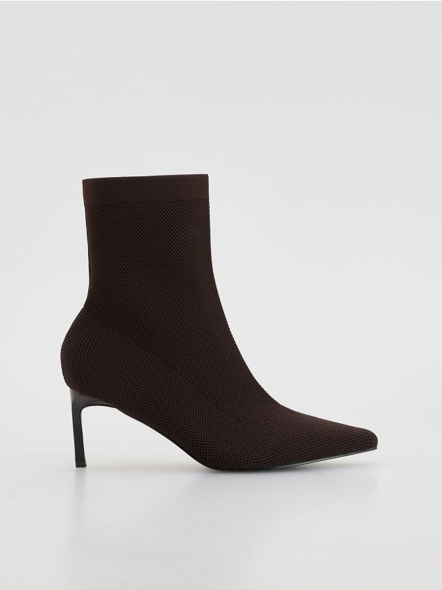 Reserved - Botine cu toc - maro
