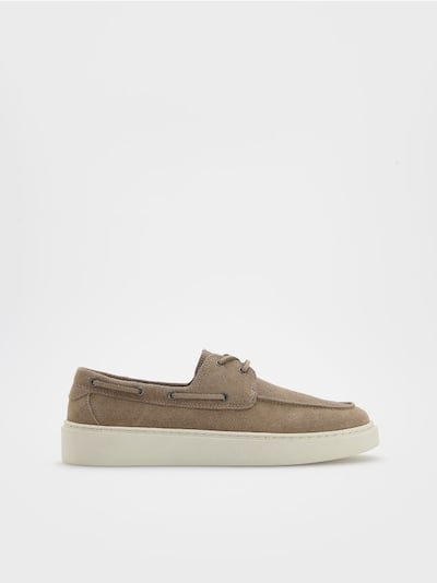 Leather derby shoes