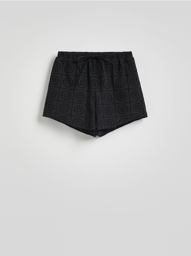 Reserved - Pantaloni scurți ajurați - negru Reserved - Pantaloni scurți ajurați - negru