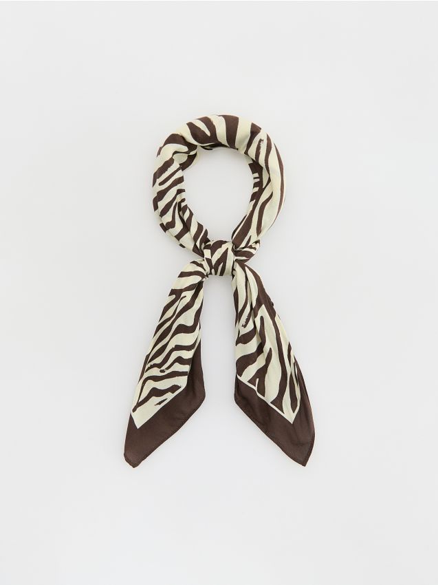 Patterned neckerchief - RESERVED