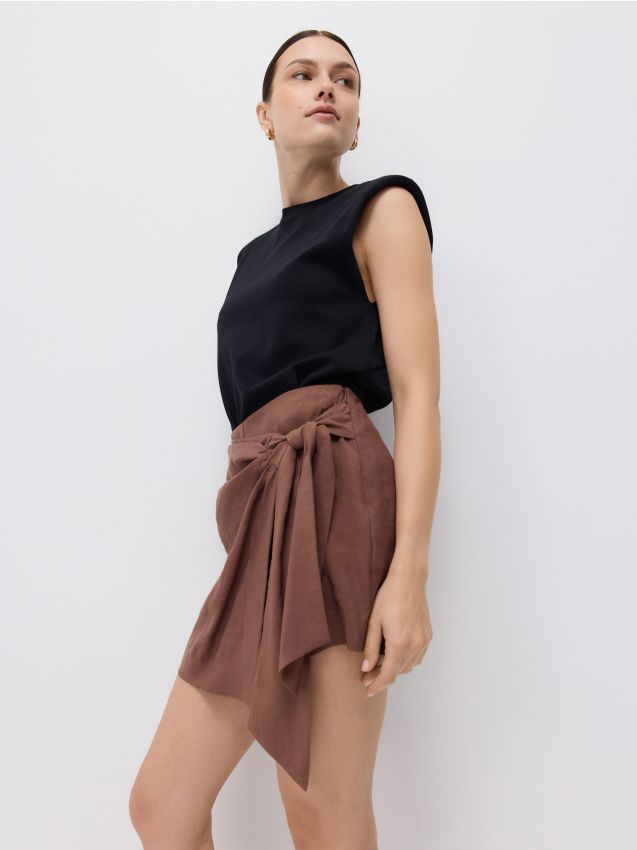 LADIES` SHORTS - RESERVED