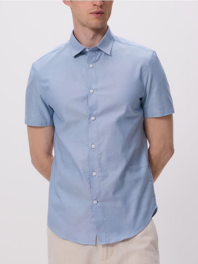 Bomullsskjorta i slim fit - RESERVED