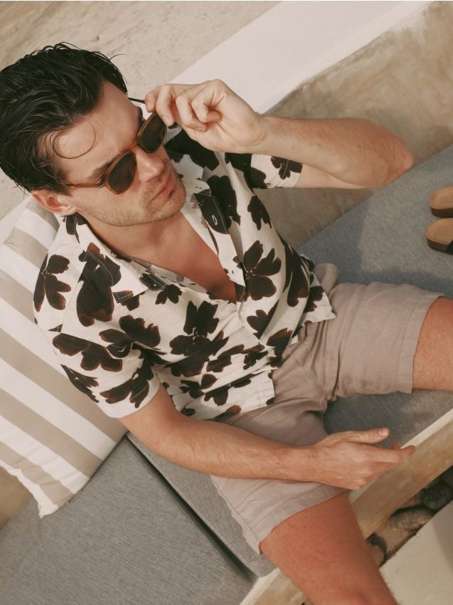Regular fit linen shirt - RESERVED