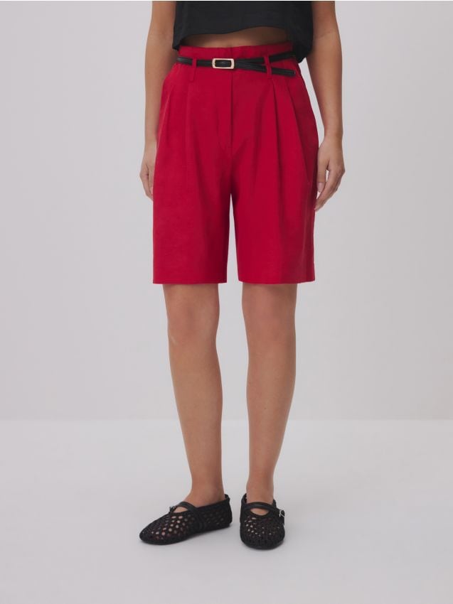 Shorts with belt - RESERVED