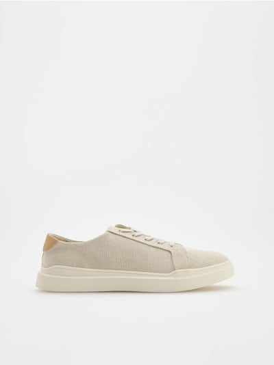 Classic trainers