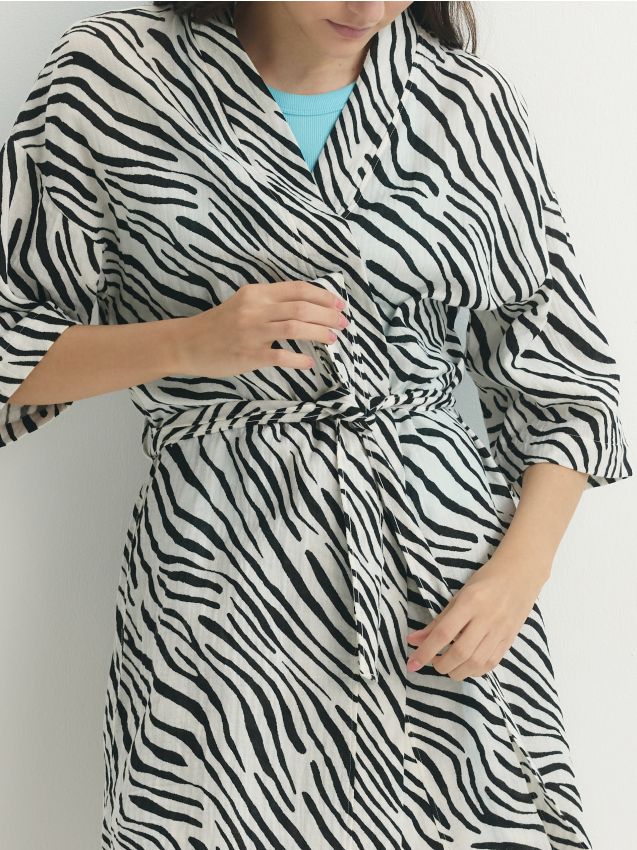 LADIES` DRESSING GOWN - RESERVED
