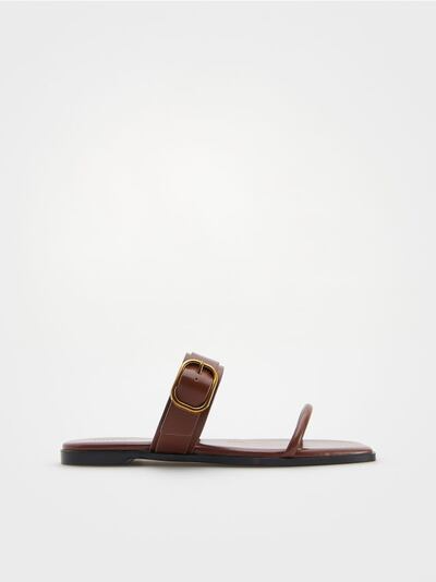 LADIES` SLIDES