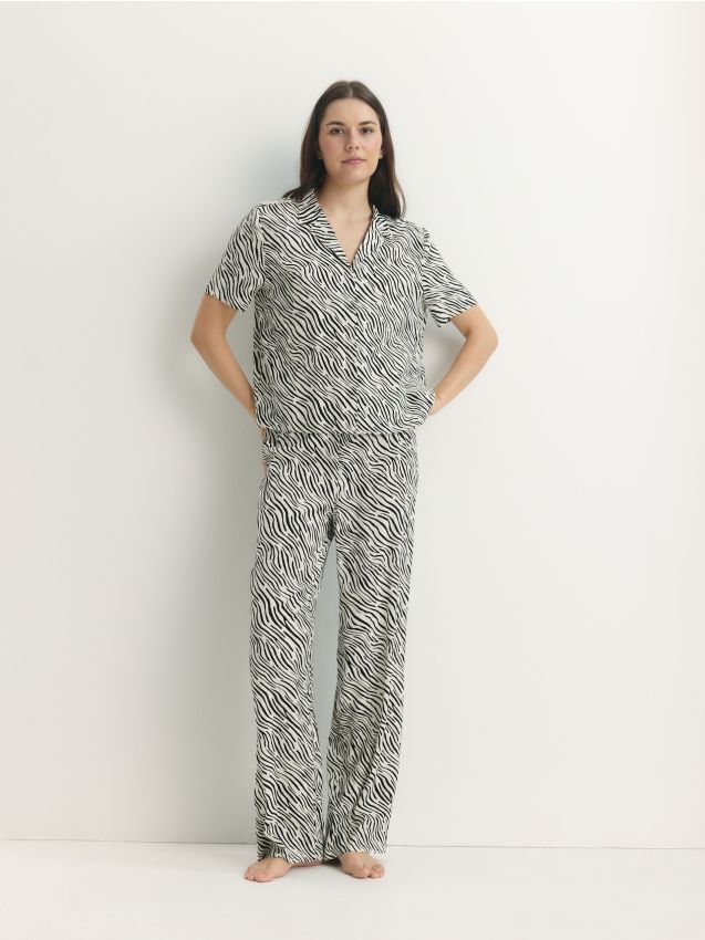 Two piece viscose pyjama set - RESERVED