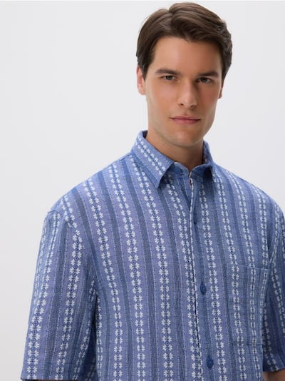 Boxy cotton shirt