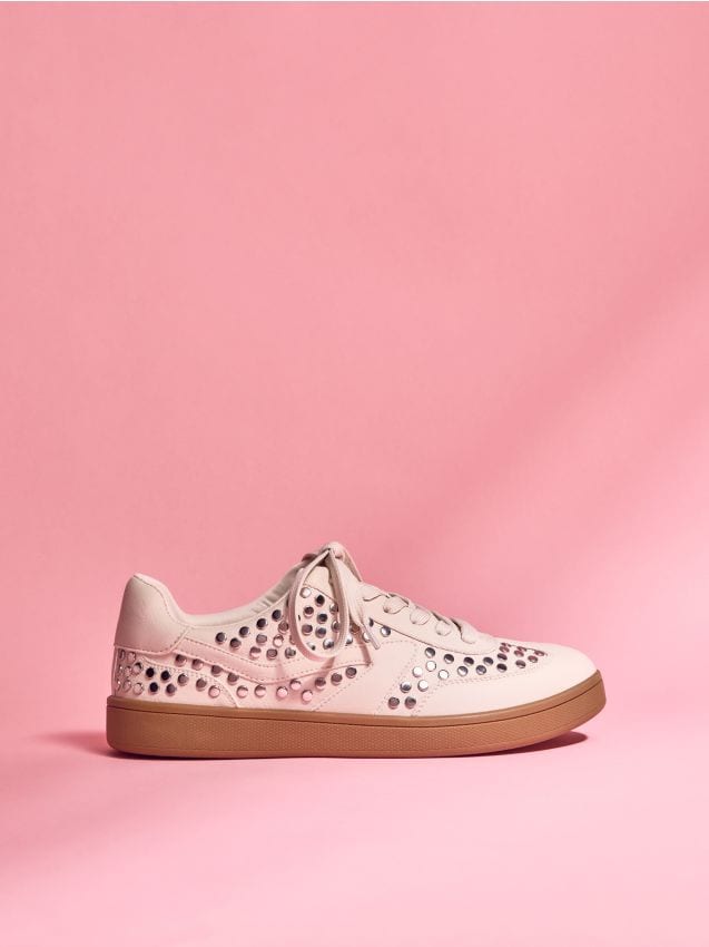 Sneakers with decorative studs - RESERVED
