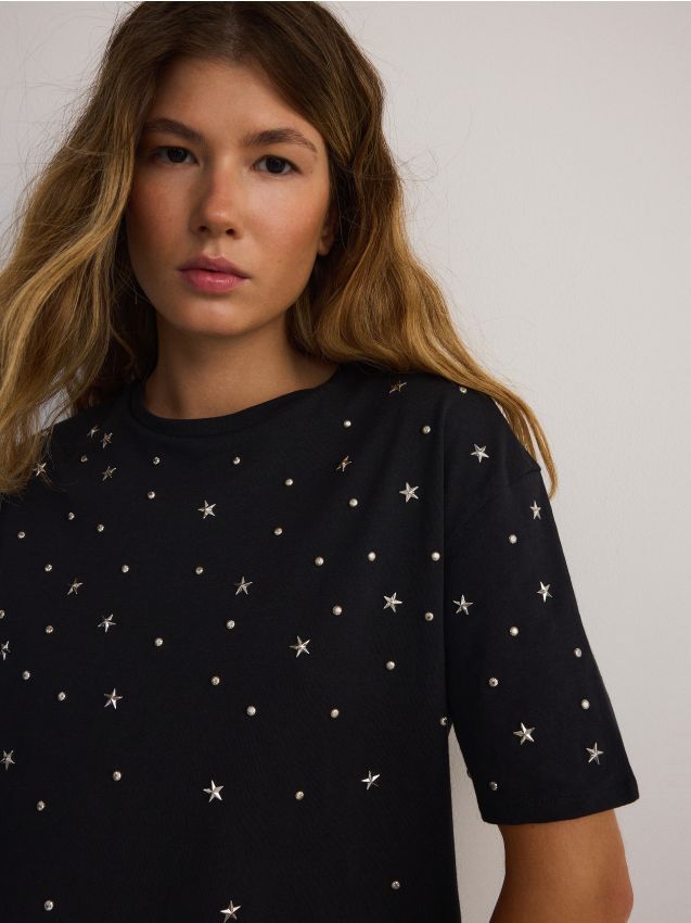 Reserved - tricou cu croială regular și aplicații - negru