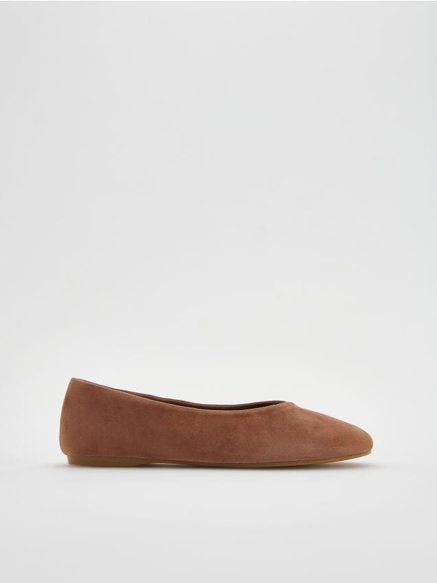 Ballerinas aus Leder - RESERVED