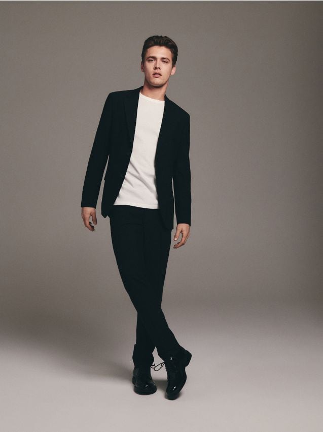 Slim pantalone na crtu - RESERVED