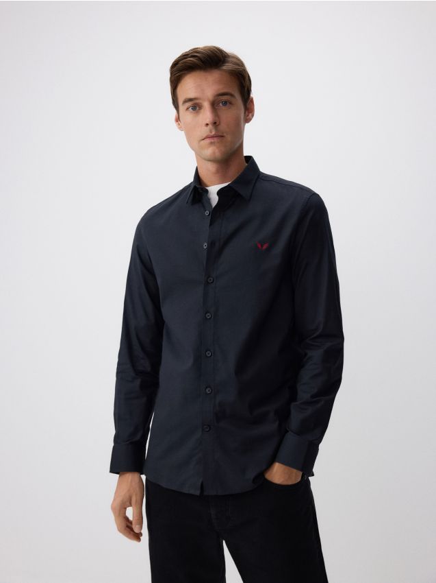 Slim fit overhemd met borduursel - RESERVED