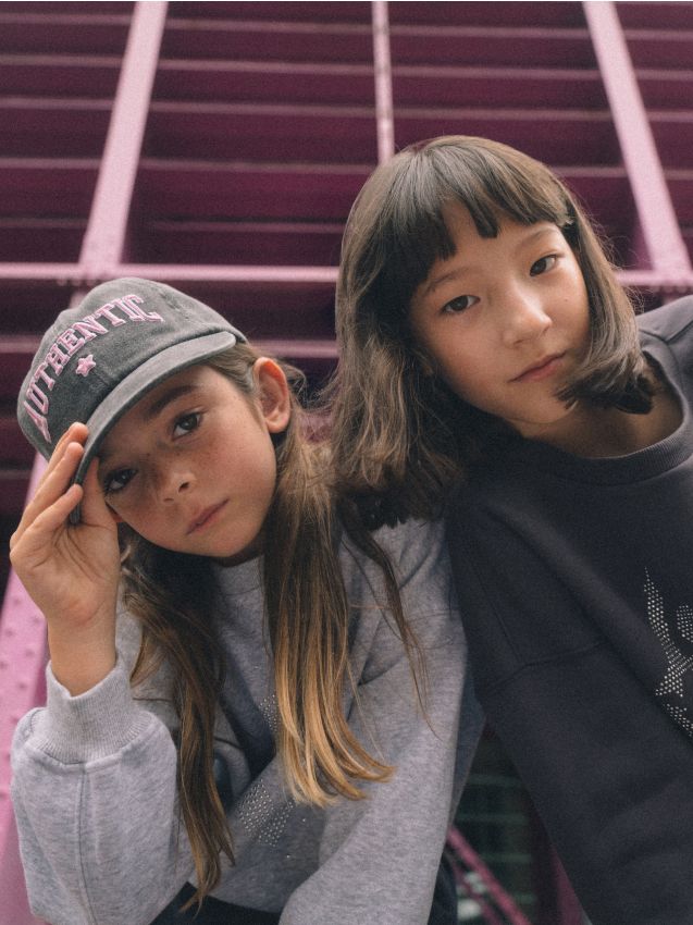 Farmerka kačket s vezom - RESERVED