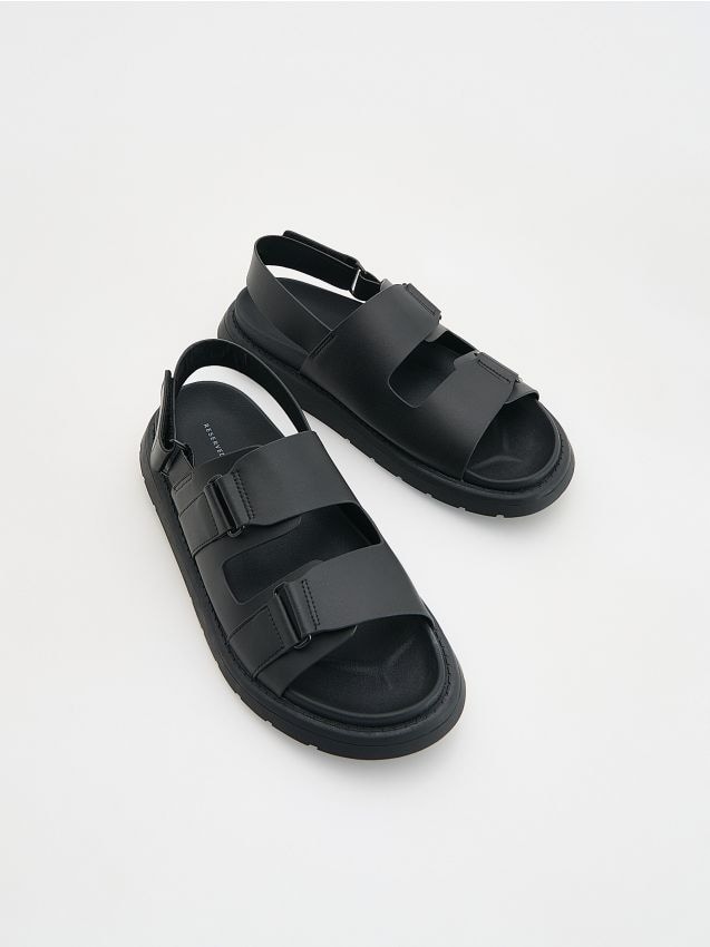 Sandales en cuir - RESERVED