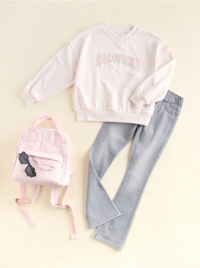 Sweatshirt with embossed lettering