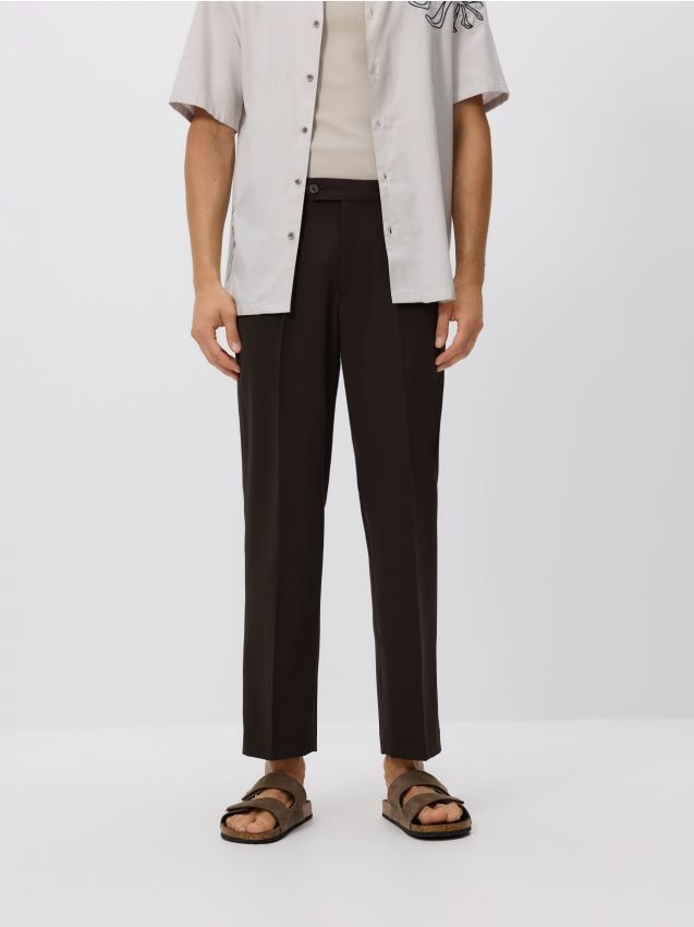 Slim fit broek van een wolmix - RESERVED