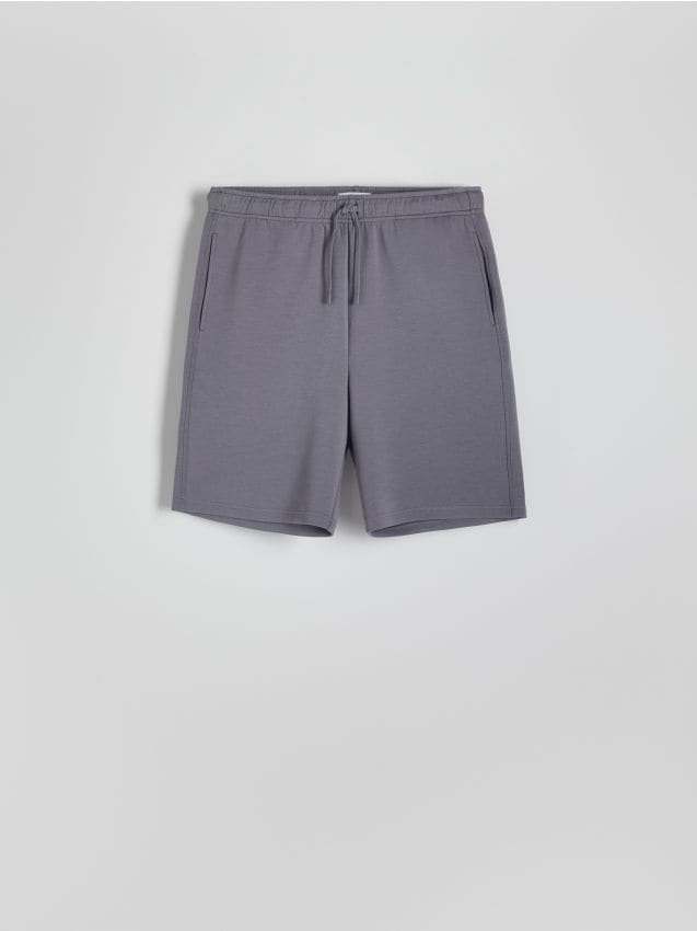 Regular fit sweatshort - RESERVED