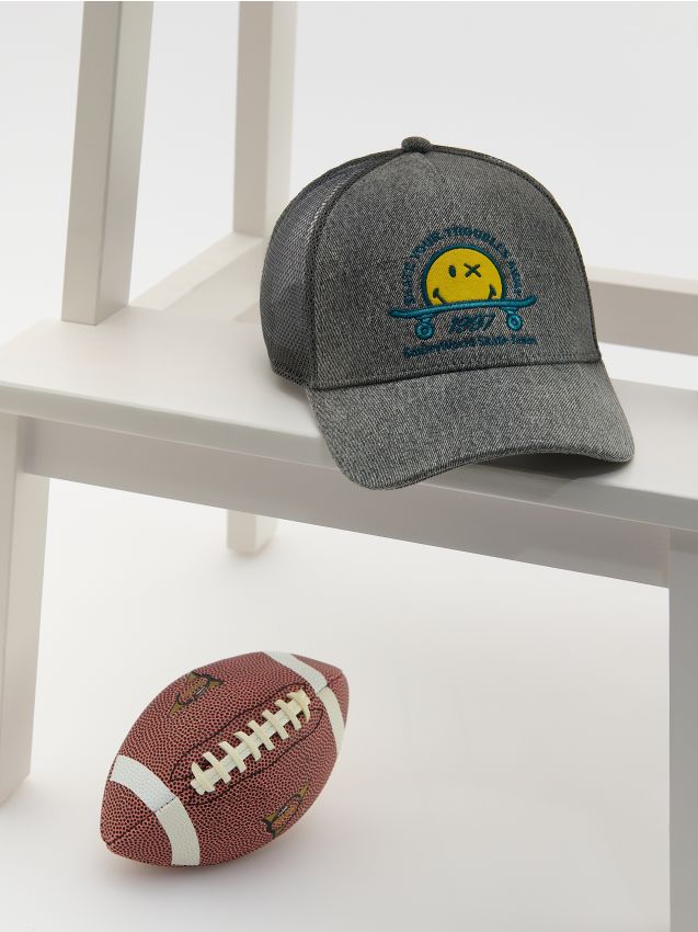 SmileyWorld® beanie - RESERVED