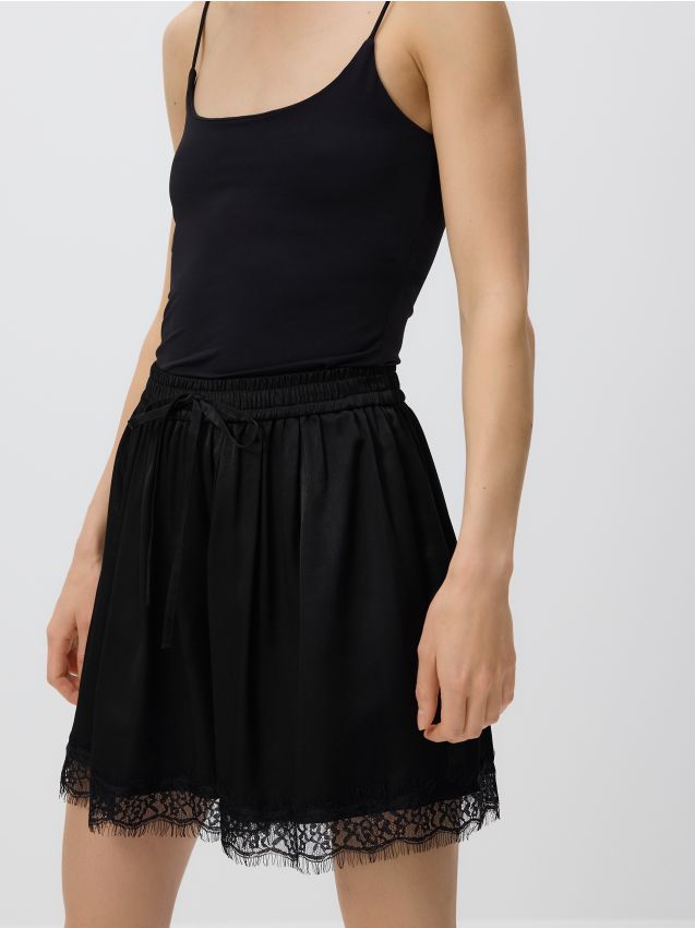 Shorts with tie - RESERVED
