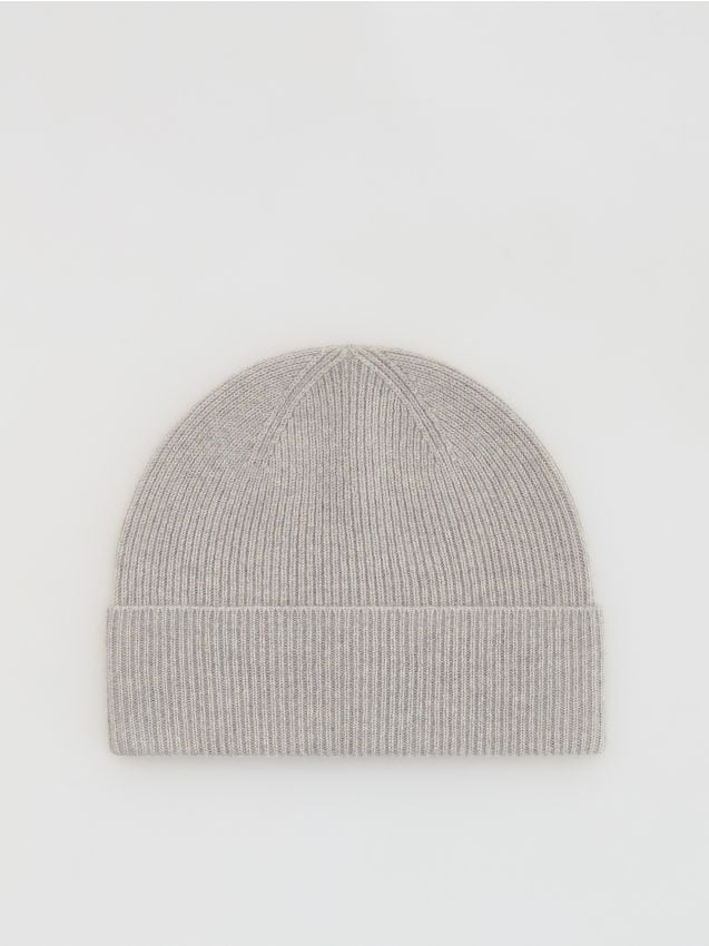 LADIES` CAP - RESERVED