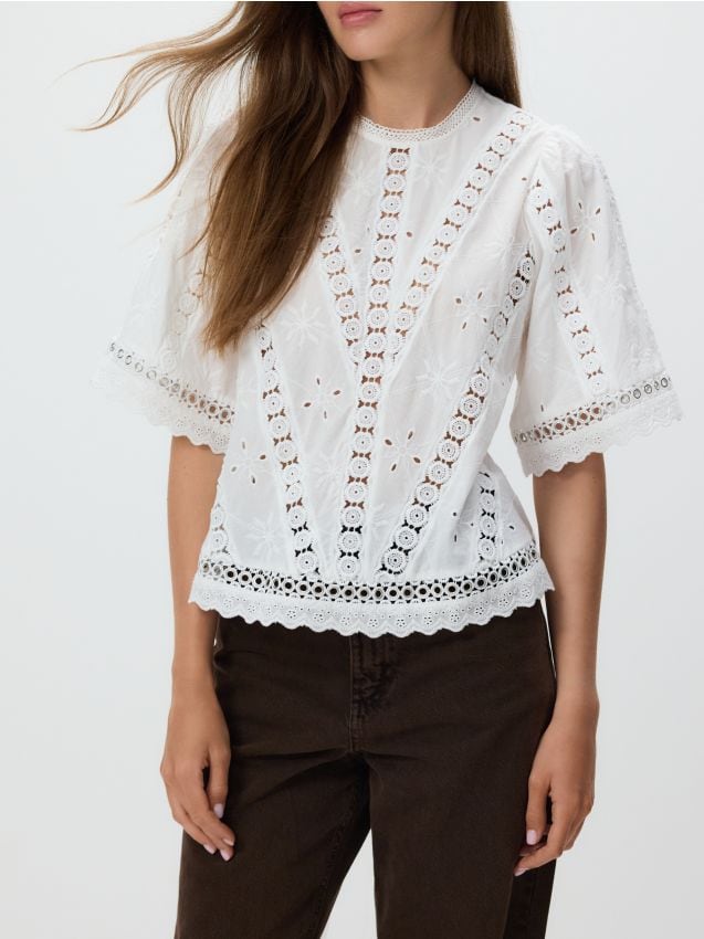 Blouse en coton avec broderie ajourée - RESERVED