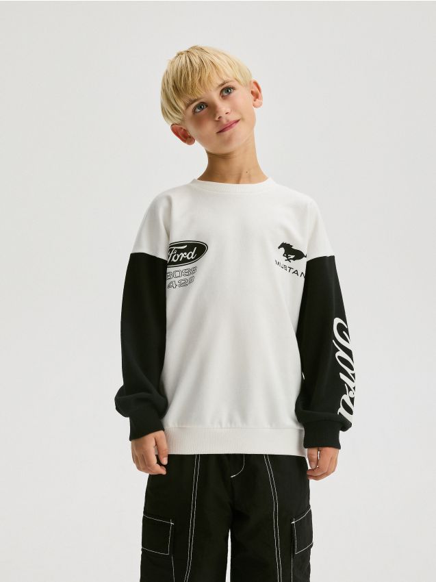 Reserved Reserved - BOYS` JOGGING TOP