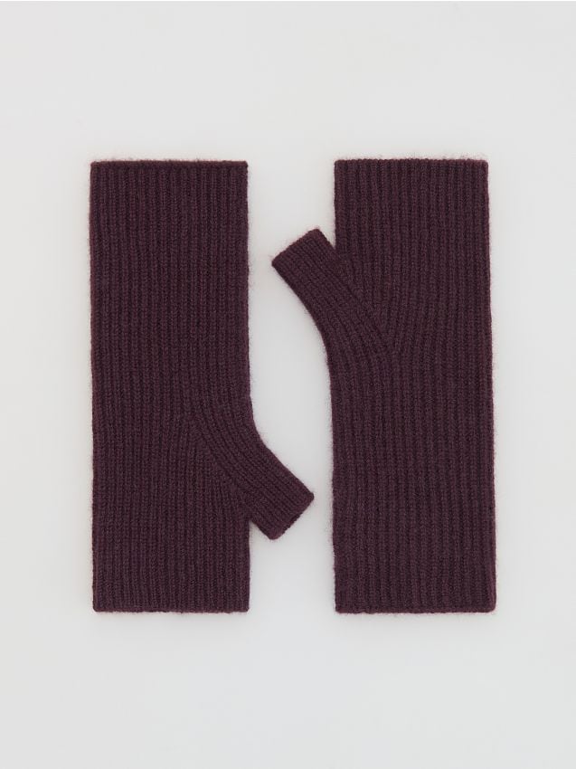 LADIES` MITTENS - RESERVED