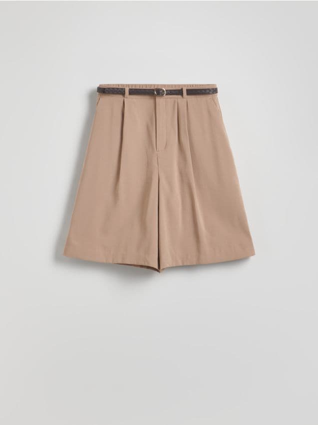 Belted bermuda shorts - RESERVED