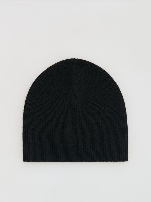 LADIES` CAP - RESERVED