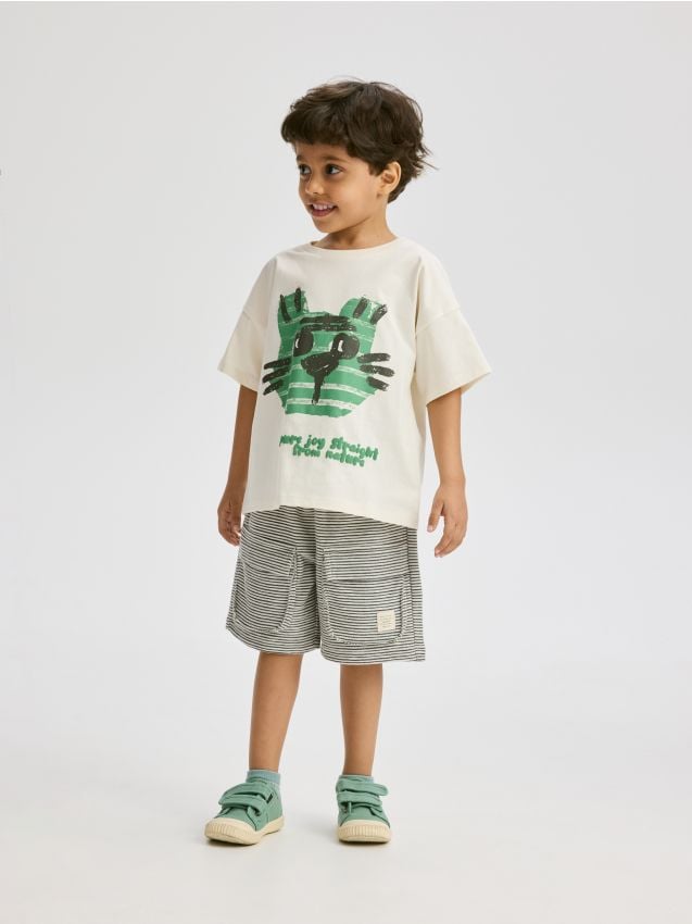 Cotton T-shirt with print - RESERVED