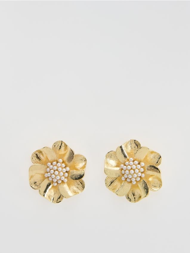 Flower-shaped earrings - RESERVED