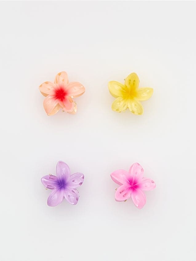 Flower-shaped hair clips 4 pack - RESERVED