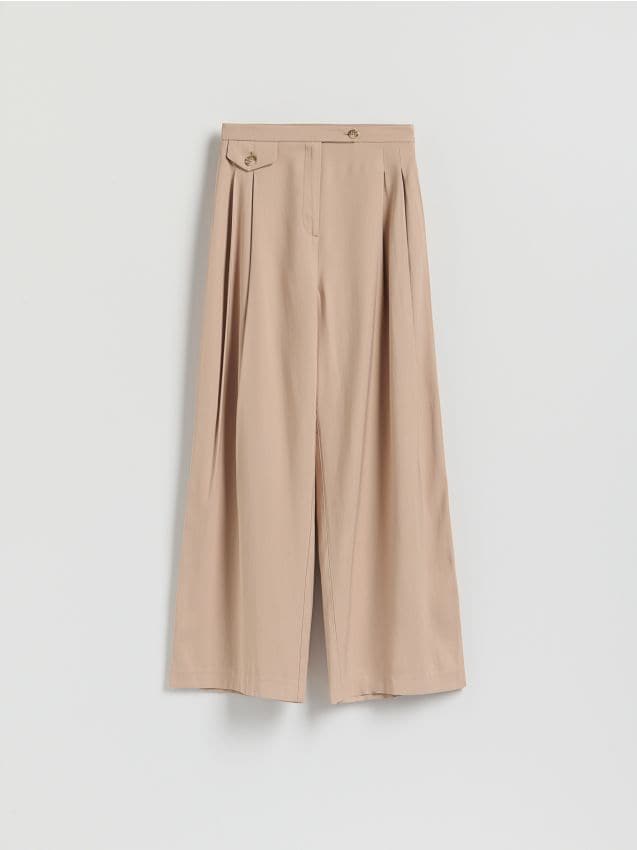 Loose trousers with viscose - RESERVED