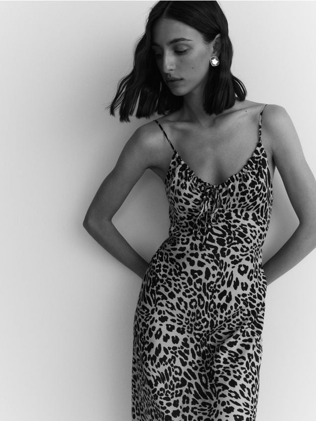 Viscose jurk met dierenpatroon - RESERVED