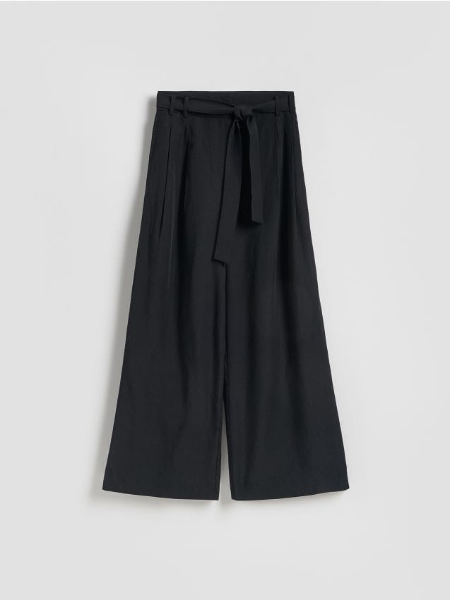 LADIES` TROUSERS - RESERVED