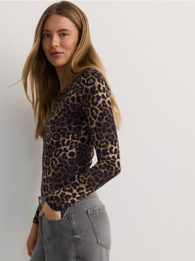 LADIES` BLOUSE BODY - RESERVED
