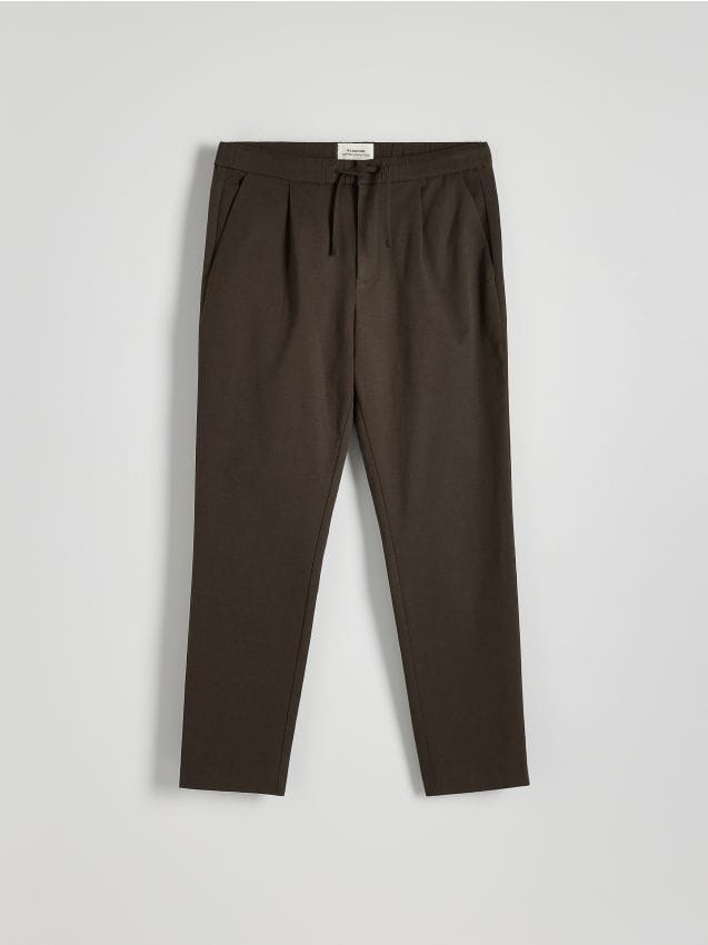 Reserved - pantaloni chino cu pense - maro-închis