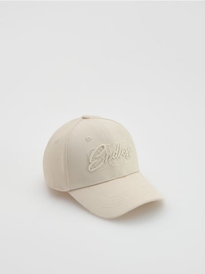 Cappello con visiera