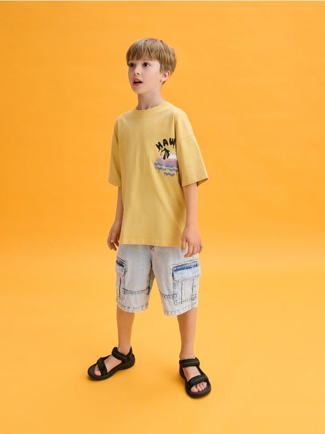 Denim shorts with keychain - RESERVED