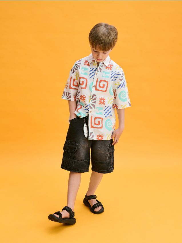 Denim shorts with keychain - RESERVED