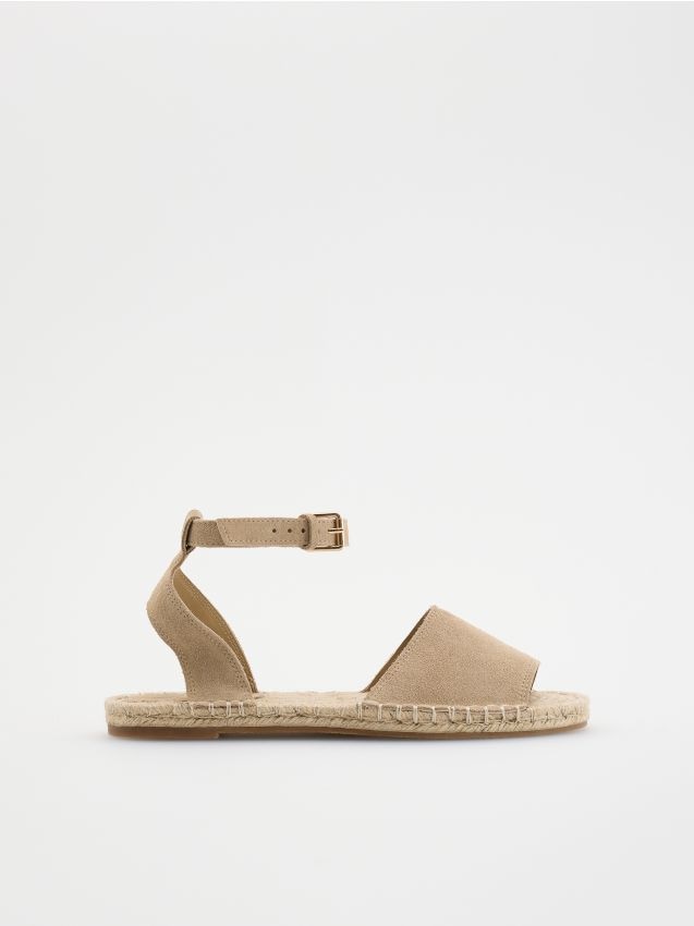 Sandales en daim - RESERVED
