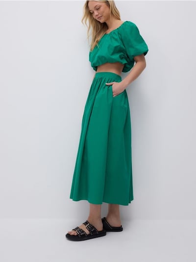 Midi skirt with pleats