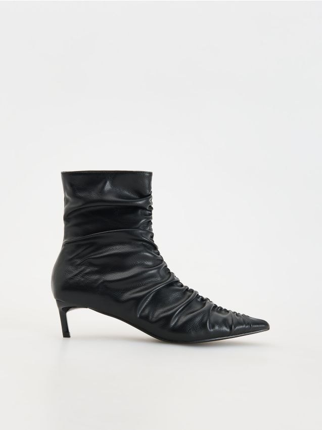 Reserved - LADIES` ANKLE BOOTS - negru