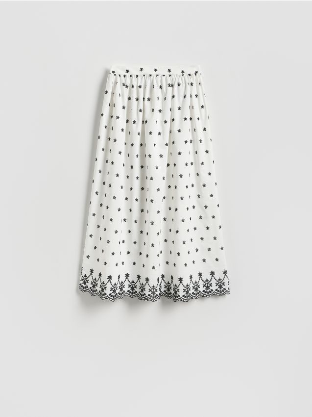 Skirt with broderie anglaise embroidery - RESERVED