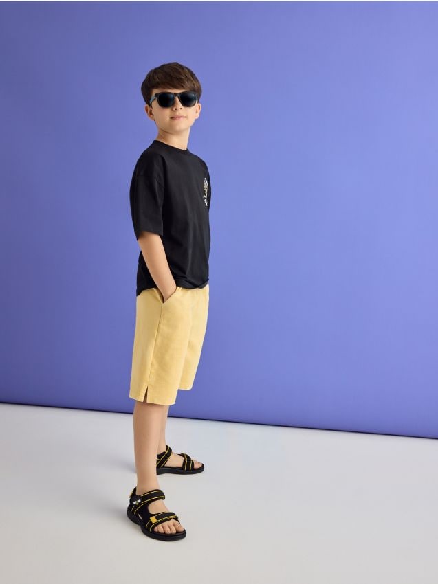 Bermuda shorts - RESERVED