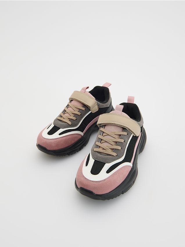 Chaussures de randonnée légères - RESERVED